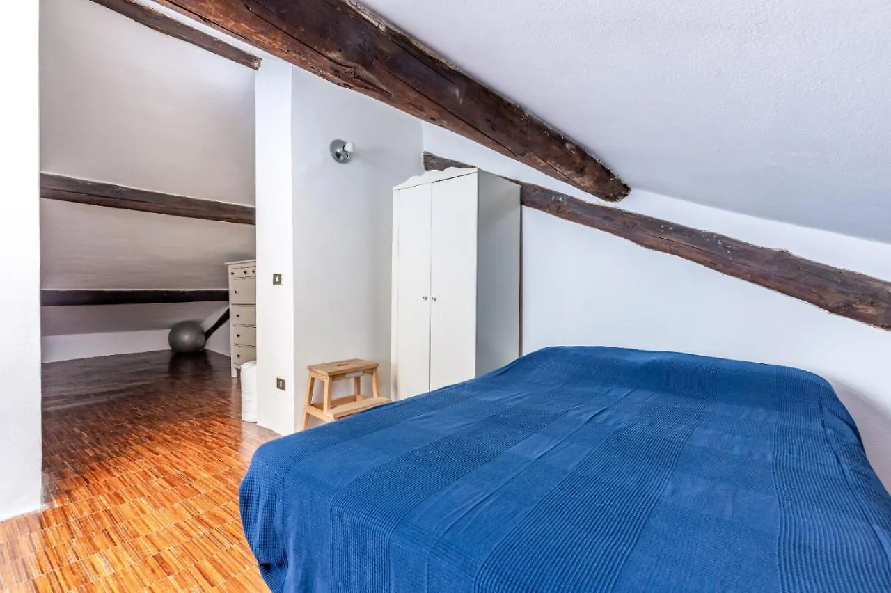 Appartamento Porta Ticinese colorful apartment! Milano